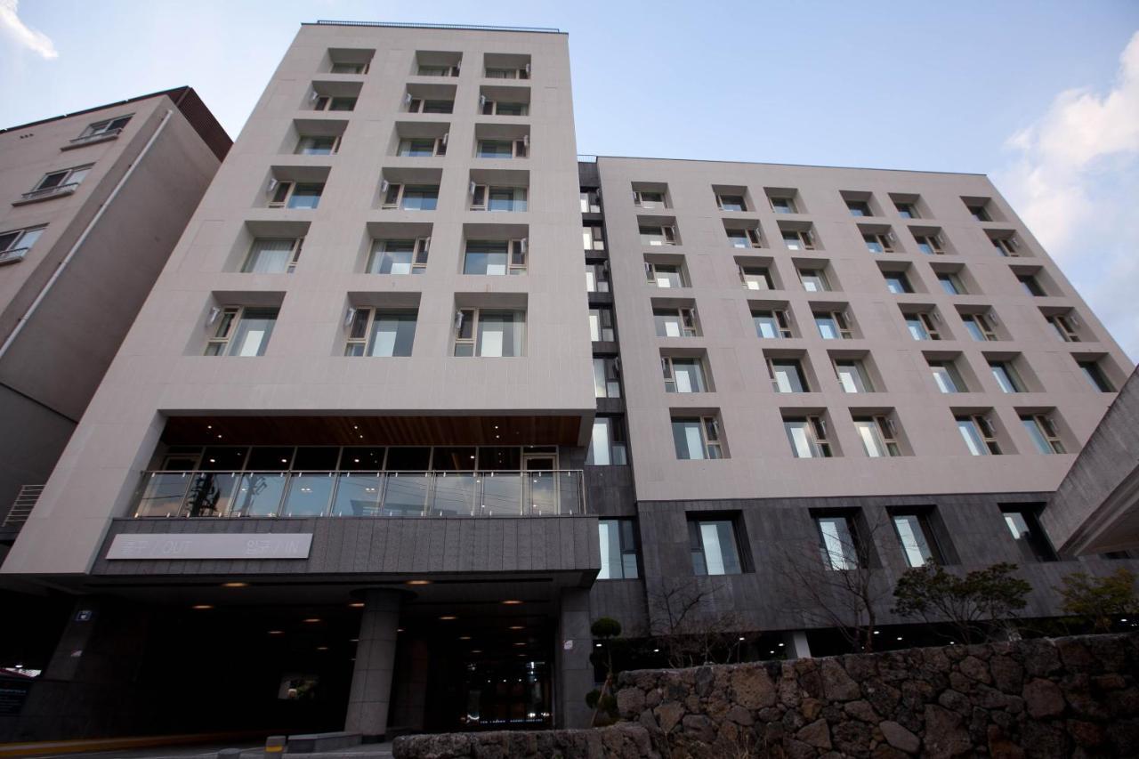 Waystone Seoubong Hotel Jeju Bagian luar foto